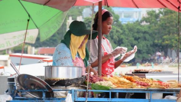 Ruuanmyyntikoju laiturilla