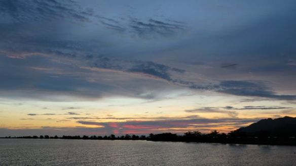 Sinne se taas painuu..