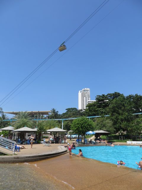 Tämäkin hissi on vielä testaamatta... 