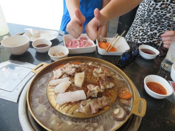 Läskipalasella aina välillä voideltiin, ettei tartu kiinni!