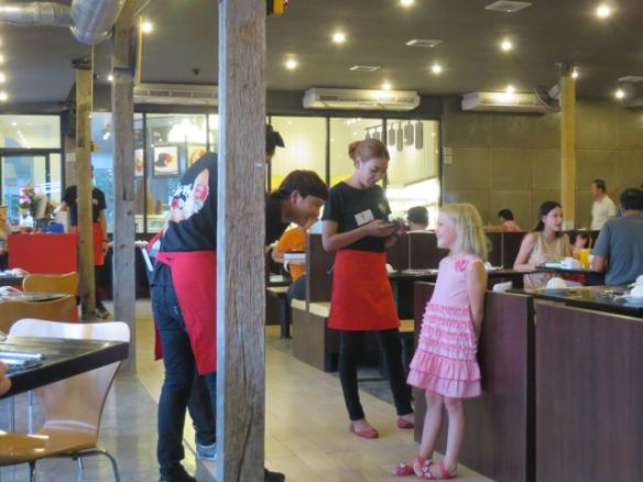 Piekku hurmasi kaikki tarjoilijat -taas