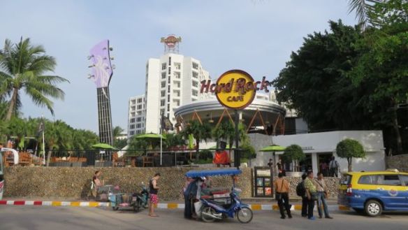 Sannalle piti hakea Hard Rock -lasi