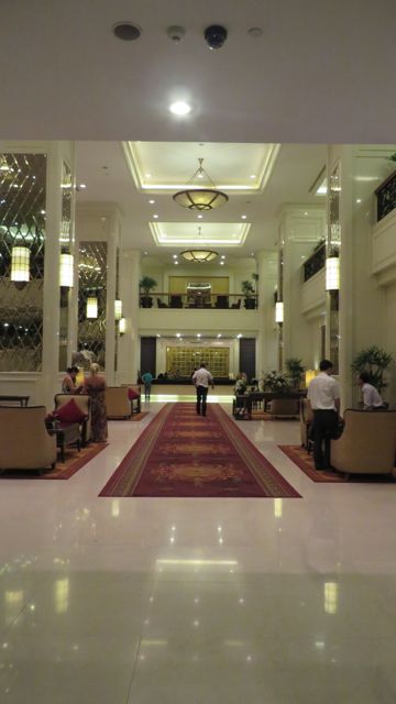 Hotellin loistelias tuloaula