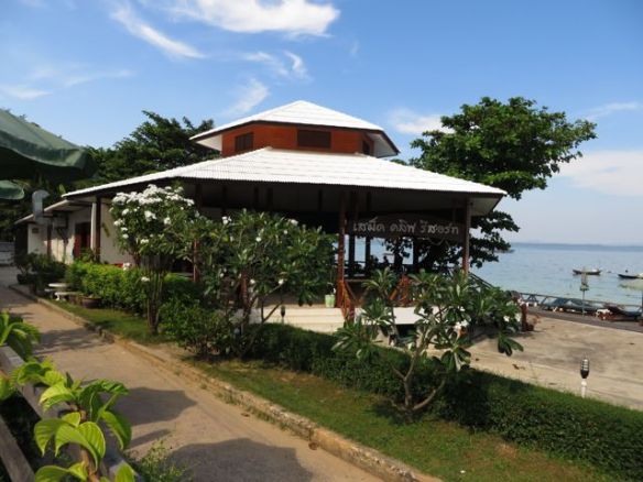 Hotellin respa- ja ravintolarakennus