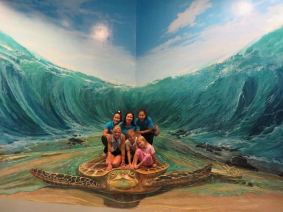 Aasialaisturistit rakastavat yhteiskuvia tuntemattomien kanssa!