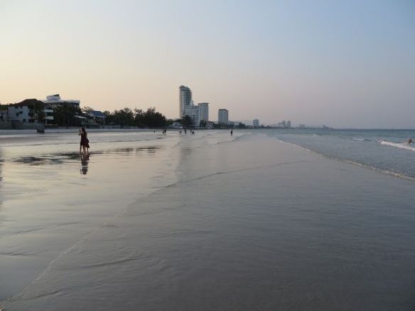 Näkymä kohti pohjoista ja Cha Amia