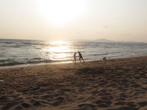 Opuu ja Piekku leikkisinä