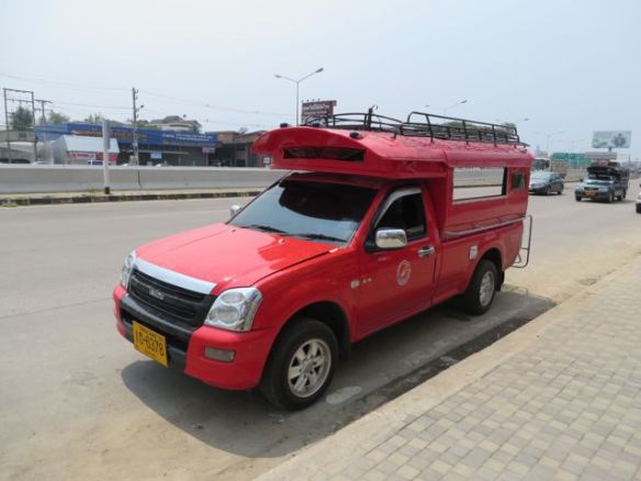 Kaupungin kaikki lavataksit olivat punaisia tai keltaisia