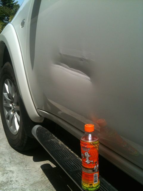 Joku oli lähennellyt meidän Mitsua... tämä taisi kyllä tapahtua jo ennen Songkrania