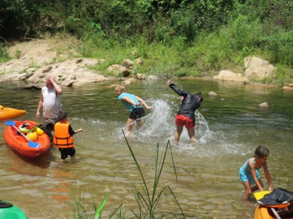 Perillä kastuttiin kaikki!