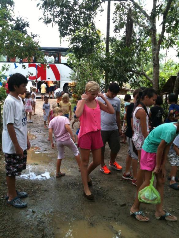 Sitten purettiin avustuskuorma