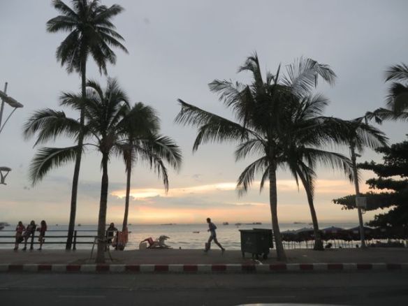 Viimeinen katsaus Pattayan Beach Roadille
